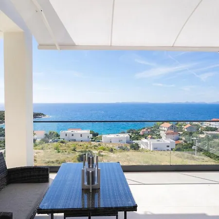 Infinity View بيت للعطل *